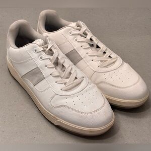 🌸 H&M Men’s Size 10 White Lace Up Sneakers